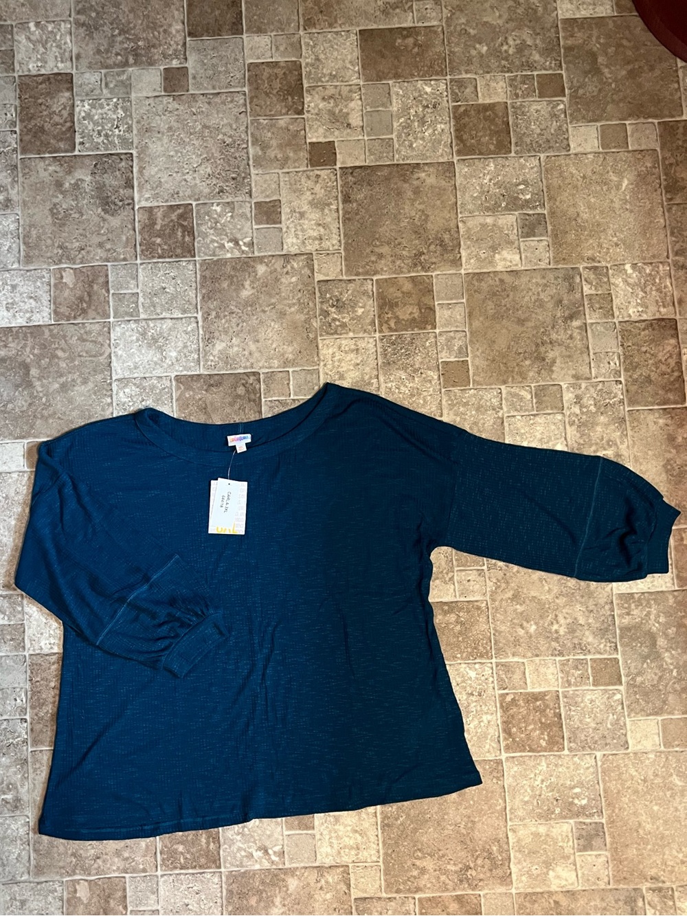 NWT 3X LuLaRoe Carla 3/4 Seamed Top